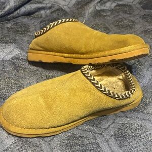 BearPaw Mustard Yellow Flats with Patterned Trim